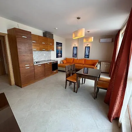 Briz - Section B 3* Слънчев бряг