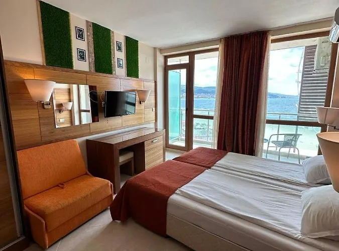 Briz - Section B Otel Sunny Beach