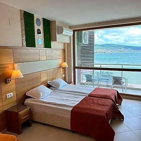 Briz - Section B Hotel 3*