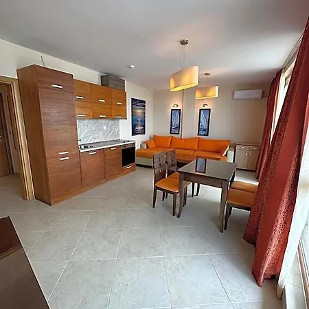 Briz - Section B Hotel 3*