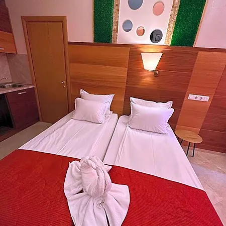 Briz - Section B Hotel