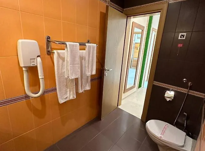 Отель Briz - Section B 3*