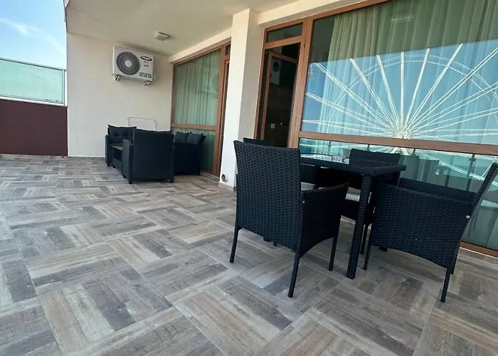 Briz - Section B Slantchev Briag