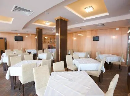 酒店 Briz - Section B 3*