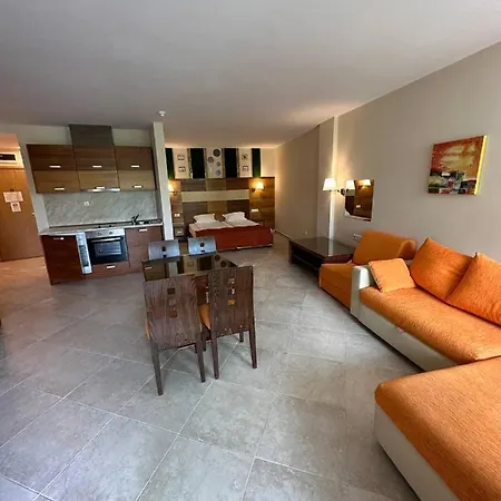 Briz - Section B 酒店 3*